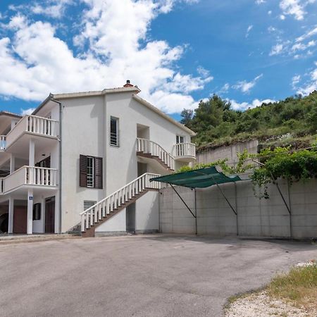 Apartment Katarina 特罗吉尔 外观 照片