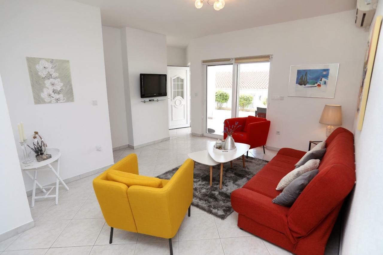 Apartment Katarina 特罗吉尔 外观 照片