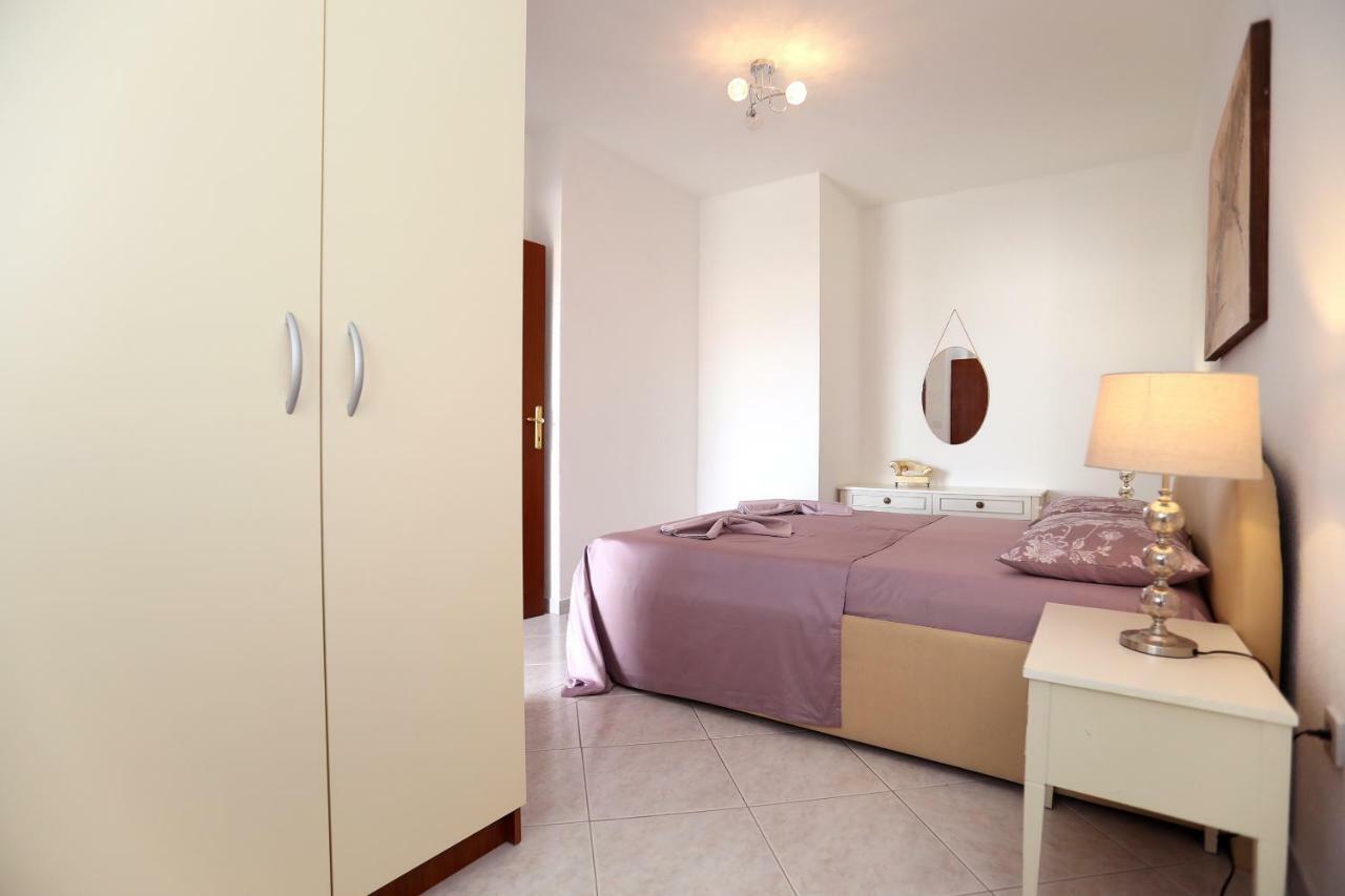 Apartment Katarina 特罗吉尔 外观 照片