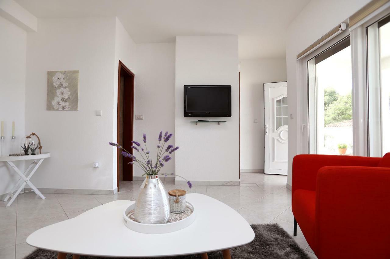 Apartment Katarina 特罗吉尔 外观 照片